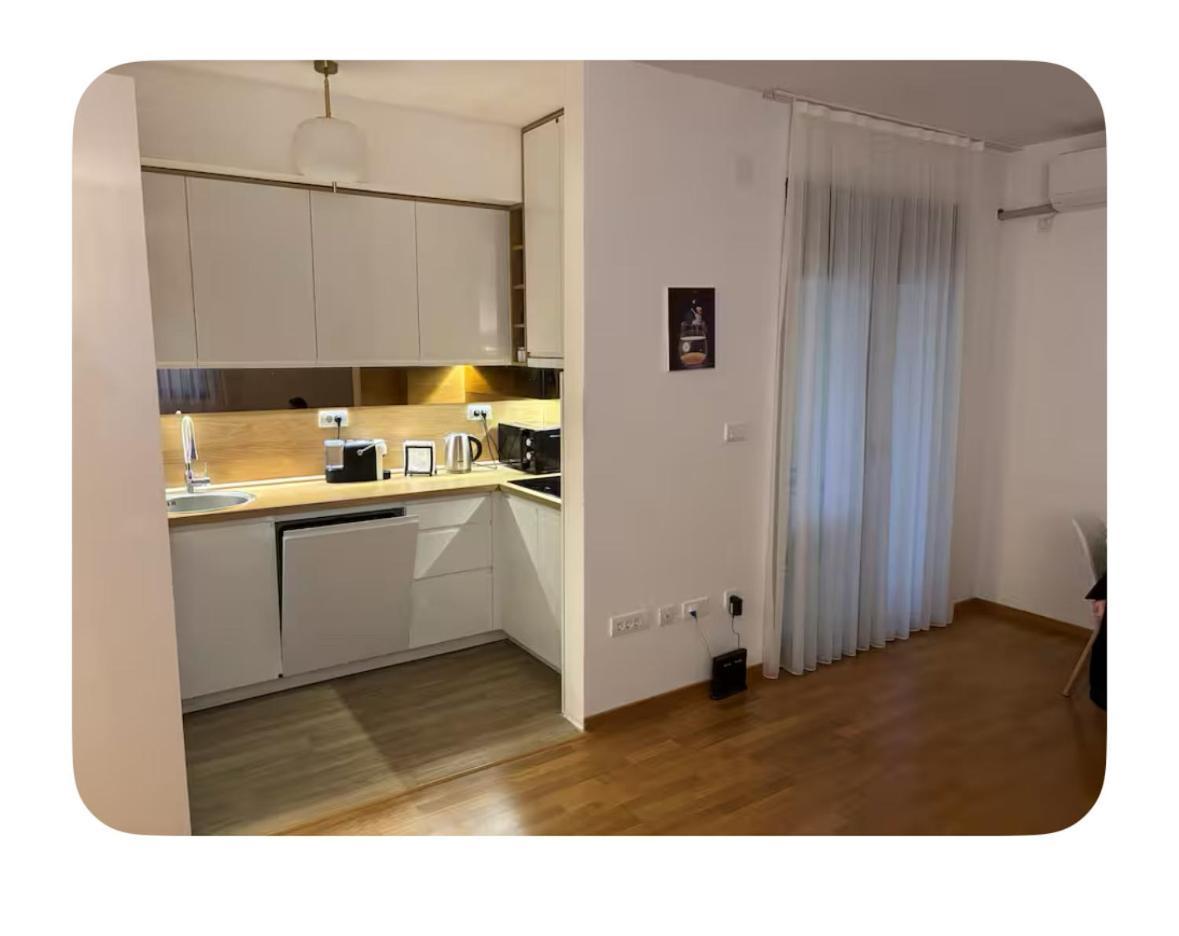 Apartman Modern Seaside With Balcony Tale *
