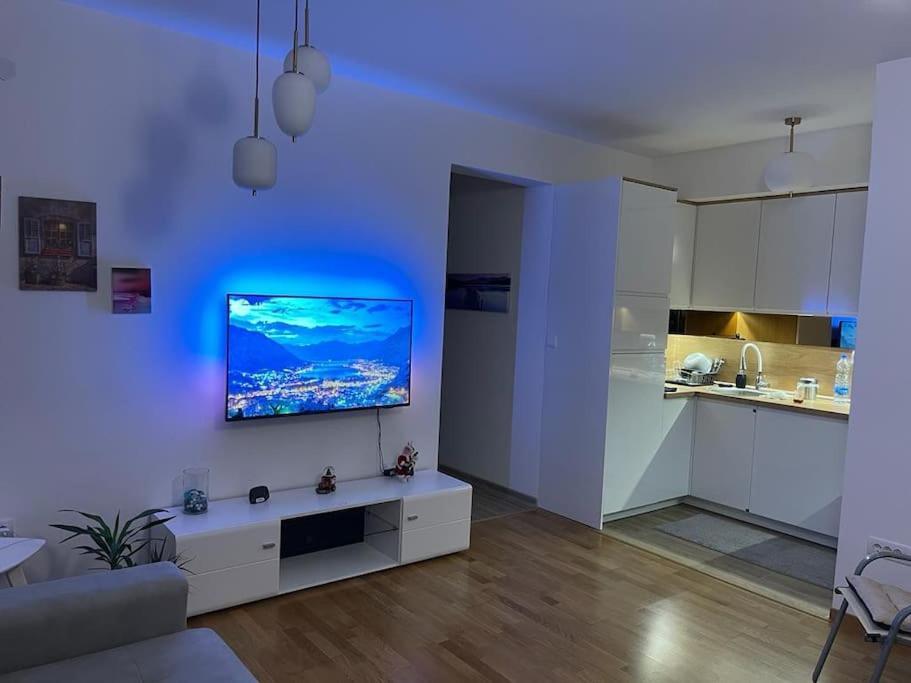 Tale Sea View